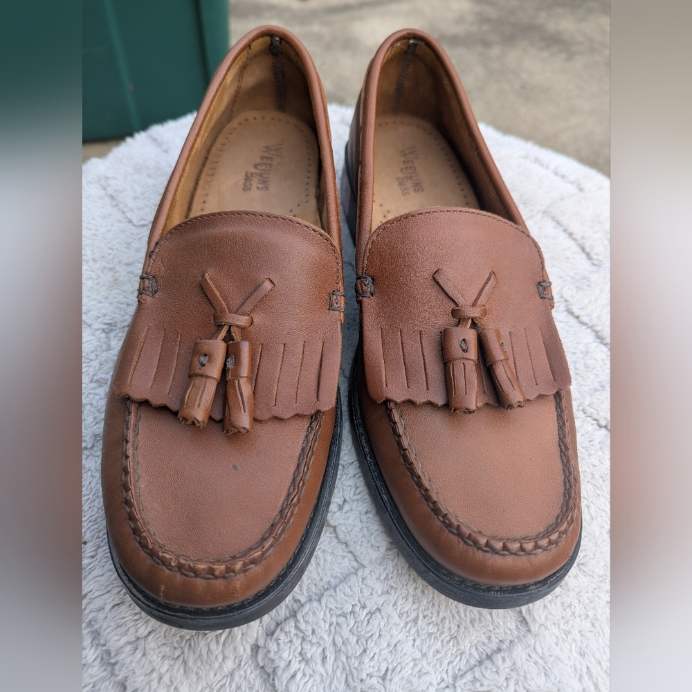 Women's Weejuns Bass Tan Leather Tassel Loafers Size 9